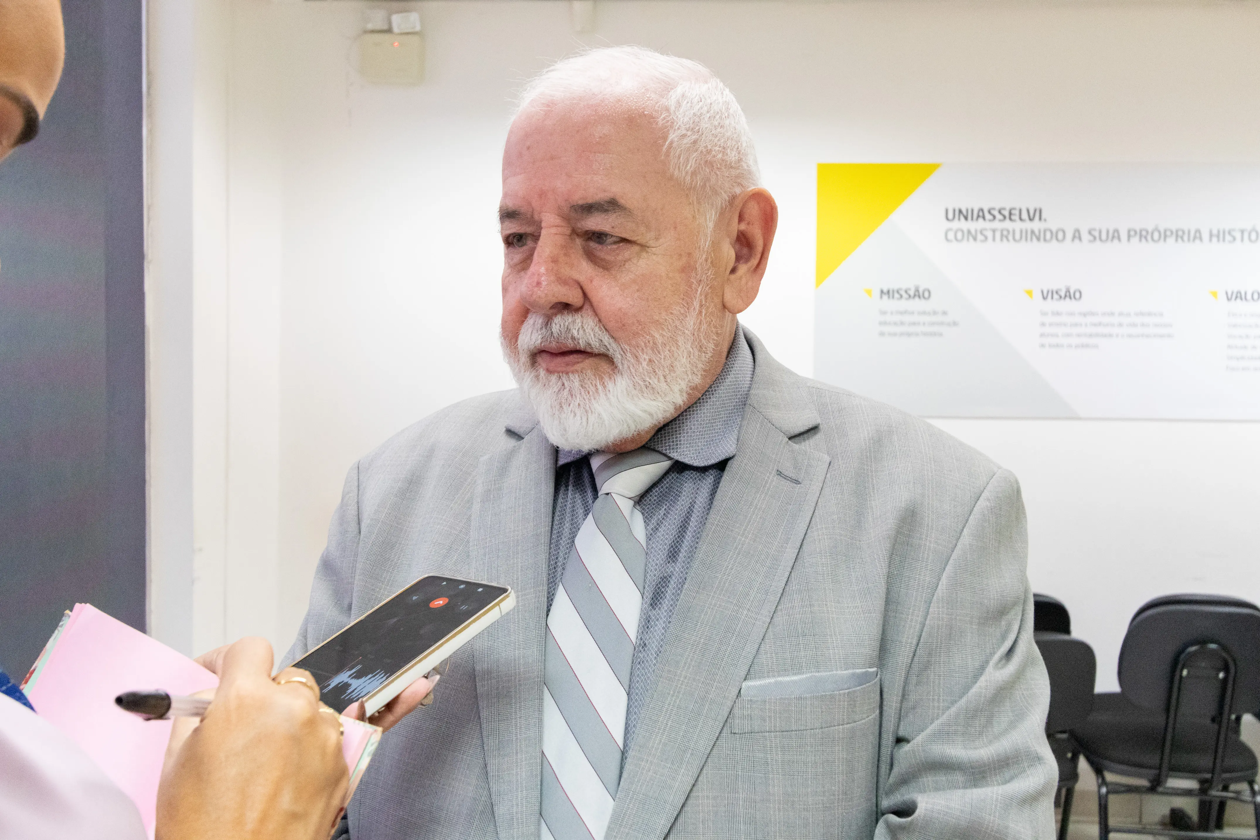 PRES_ZUQUIM_VISITA_LOCAIS_EMAM_ARSN-99.webp