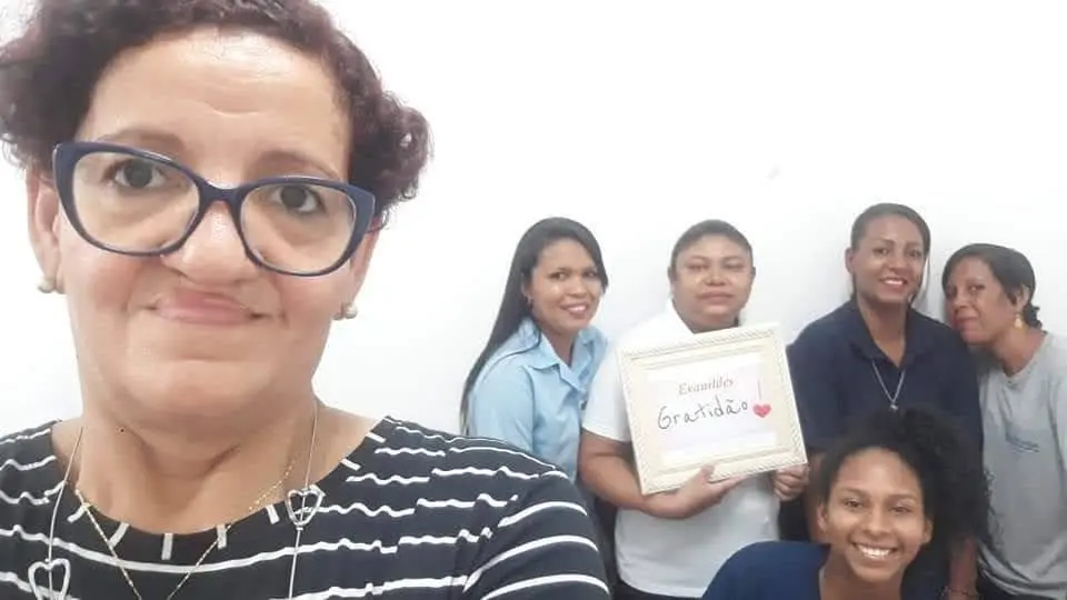 servvidores da comarca de poconé posam para foto
