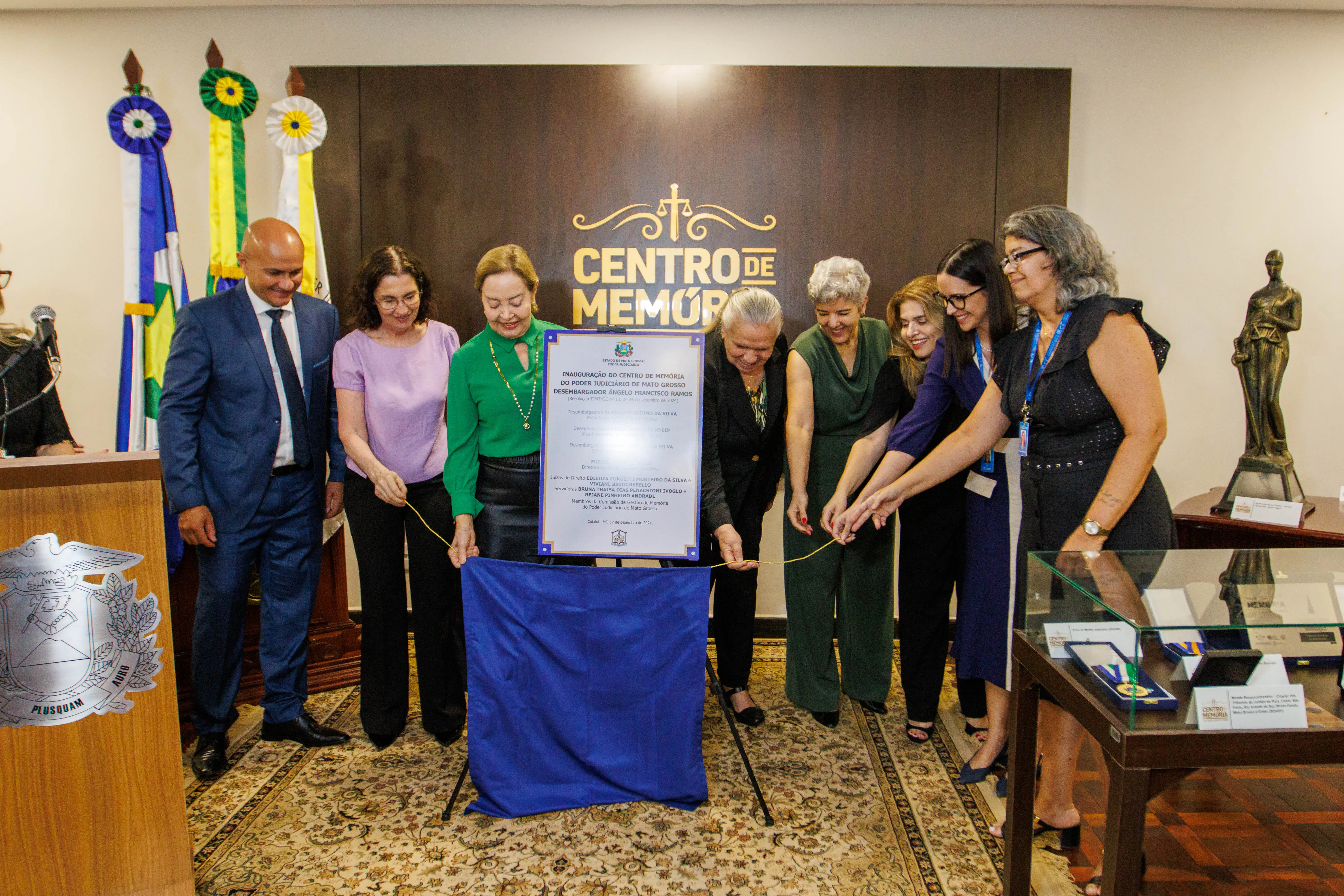 FOTO 1 - DESCERRAMENTO DA PLACA.webp